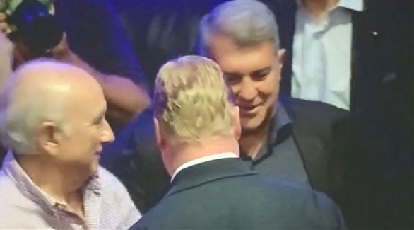 تحية باردة بين لابورتا وكومان في