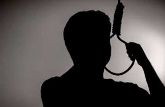 شاب يشنق نفسه في المفرق