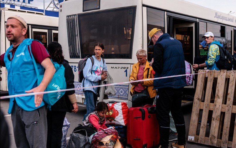 بسبب النزاعات والكوارث.. عدد قياسي للنازحين