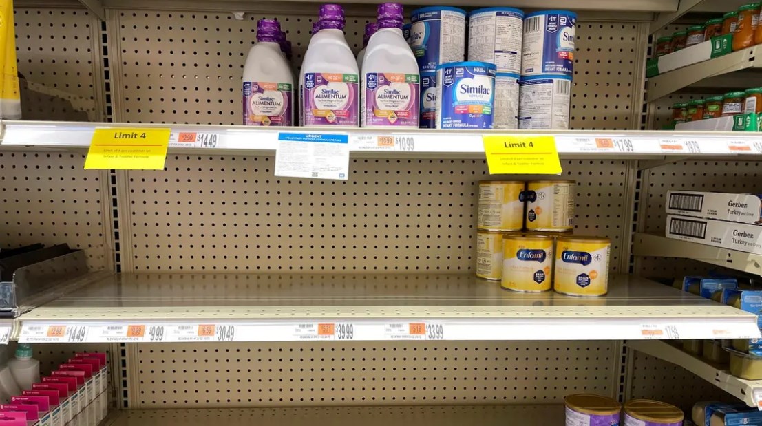 أزمة نقص حليب الأطفال تعصف بأميركا..