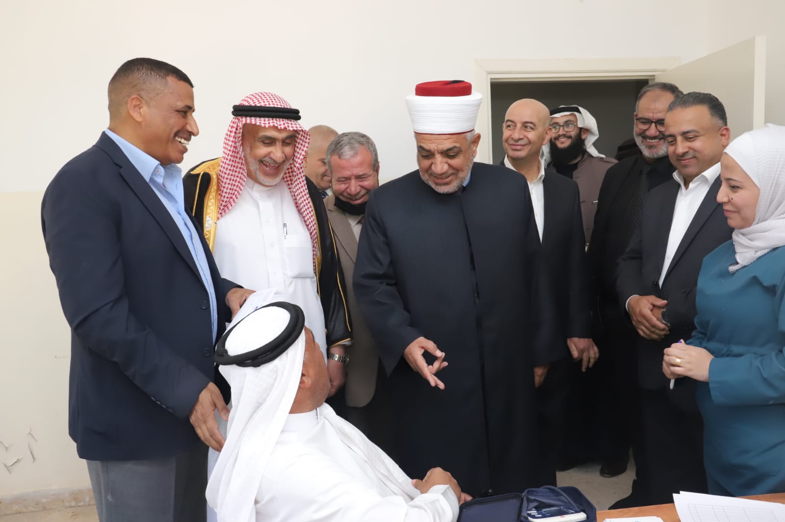 معالجة 350 مريضا بالموقر في يوم