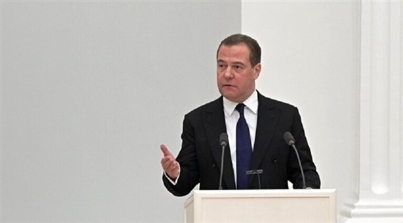 مدفيديف: عاقبونا ثم يطالبوننا بالغذاء