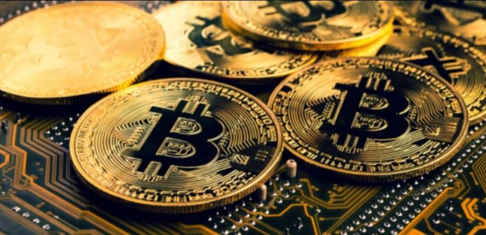 تحذيرات من انهيار غير مسبوق لبيتكوين