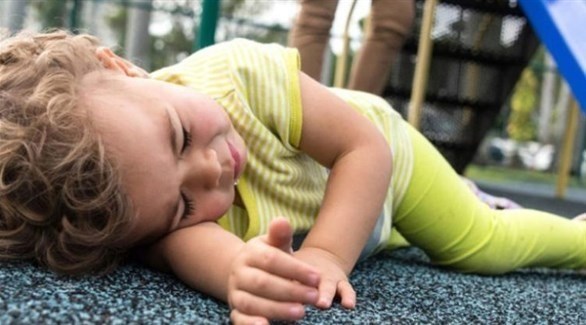 ما أسباب إصابة الأطفال بالإغماء المفاجئ؟