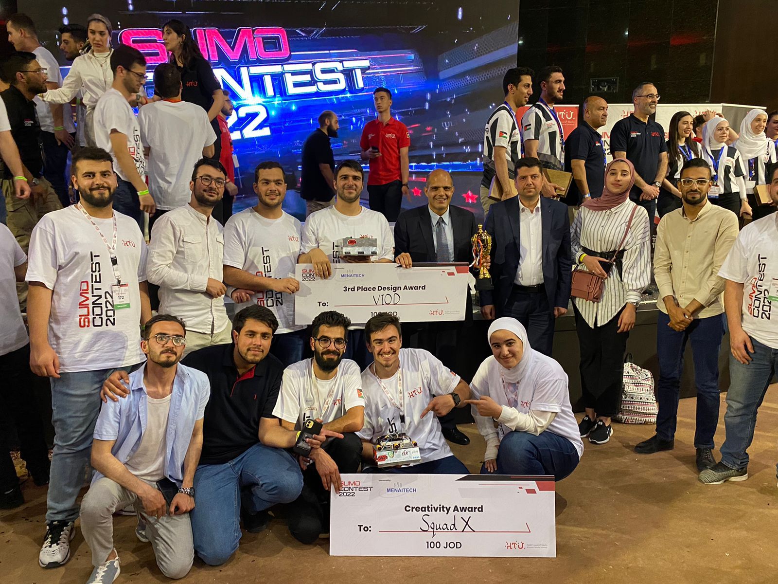 طلبة البلقاء التطبيقية يفوزون بجائزتي الإبداع