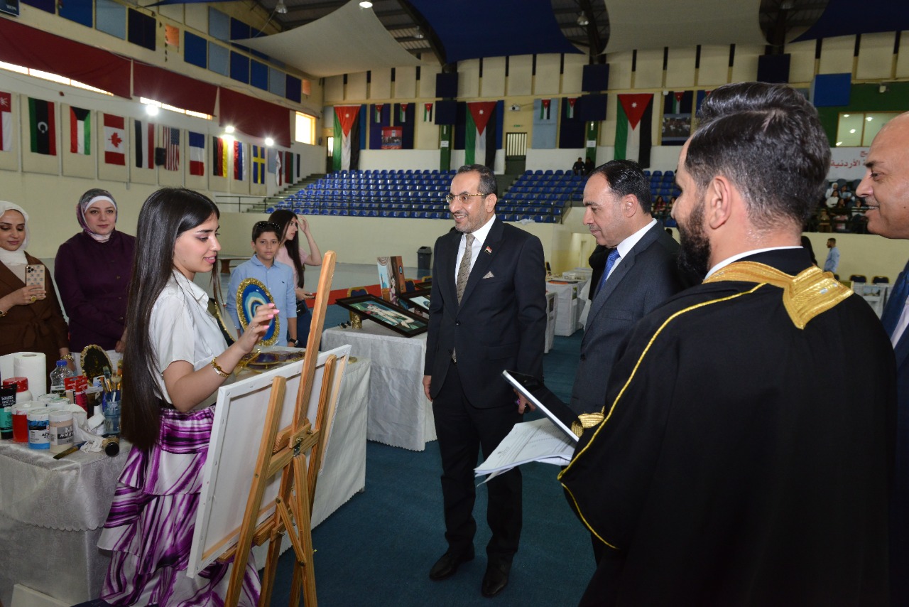 الجالية العراقية بجامعة البترا تنظم حفل