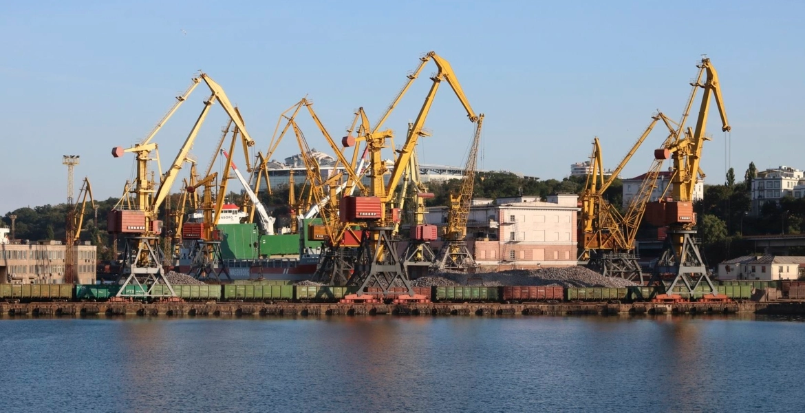 سيطرة روسيا على جزيرة الأفعى تمنع