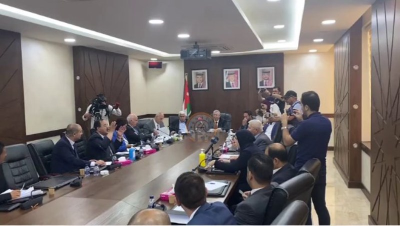 جلبة داخل اجتماع الصحة النيابية بسبب