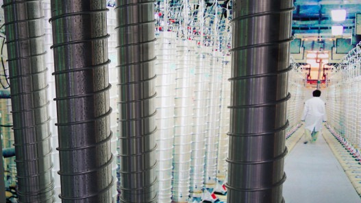 مخزون اليورانيوم المخصب الإيراني يتجاوز بـ18