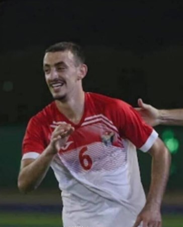 والد خالد زكريا باكيا: نجلي تعرض