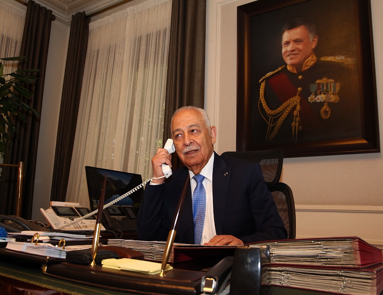 العيسوي ينقل تعازي الملك إلى الحموري