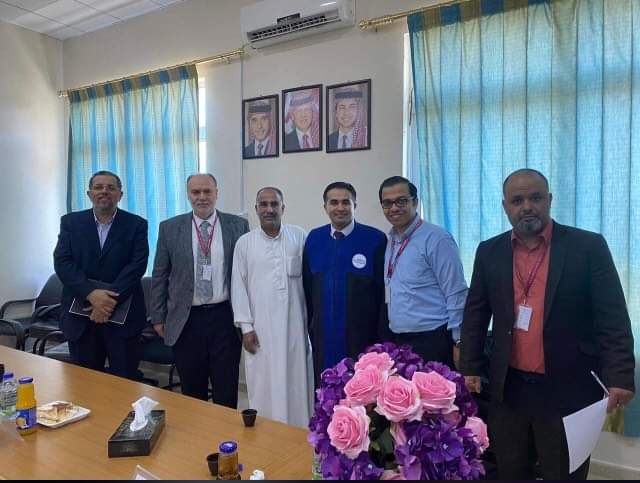 عدي الشعراء.. الف مبارك الماجستير.. صور