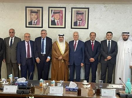 السفير الكويتي يشيد بمستوى التعليم بالأردن