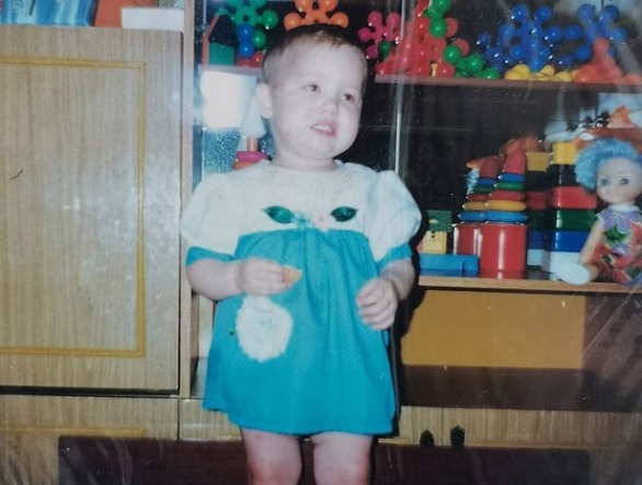 تكتشف بأن أعضاءها في الجانب المعاكس