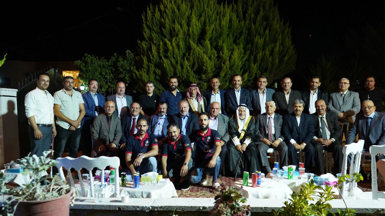 الجمل يولم على شرف الكوفحي