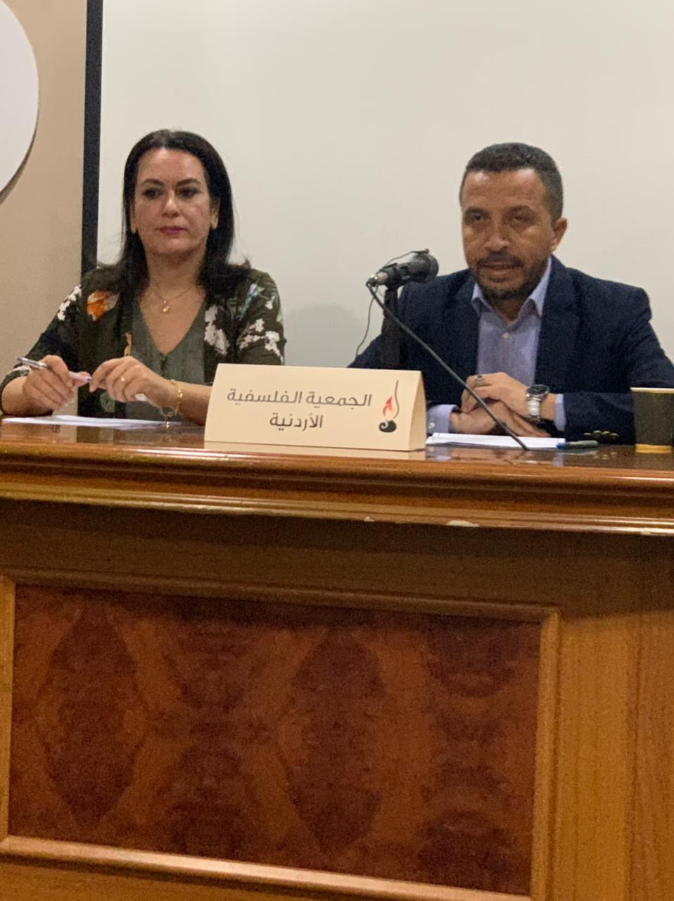 العجارمة يقدم قراءته لكتاب الجابري المثقفون