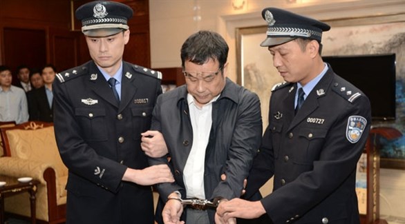 الصين تحارب التجسس بالمال