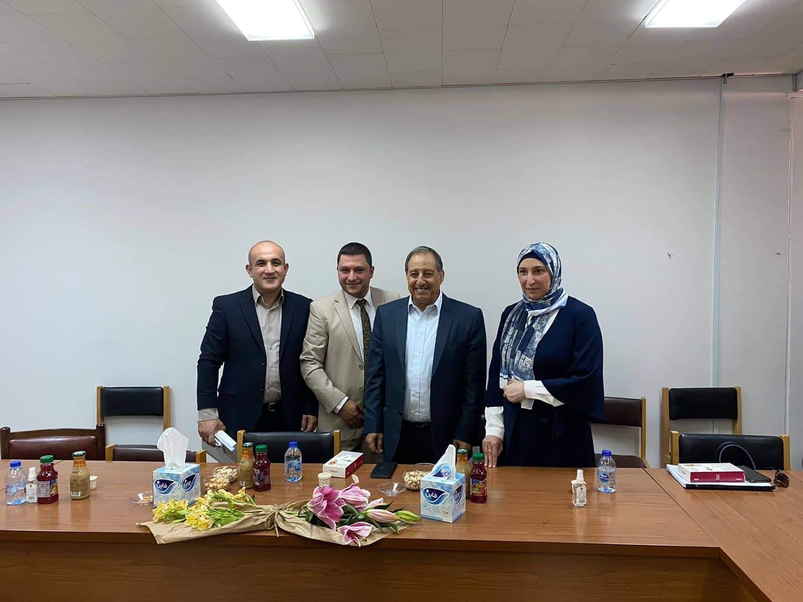 الدكتور شرف حدادين مبروك الماجستير