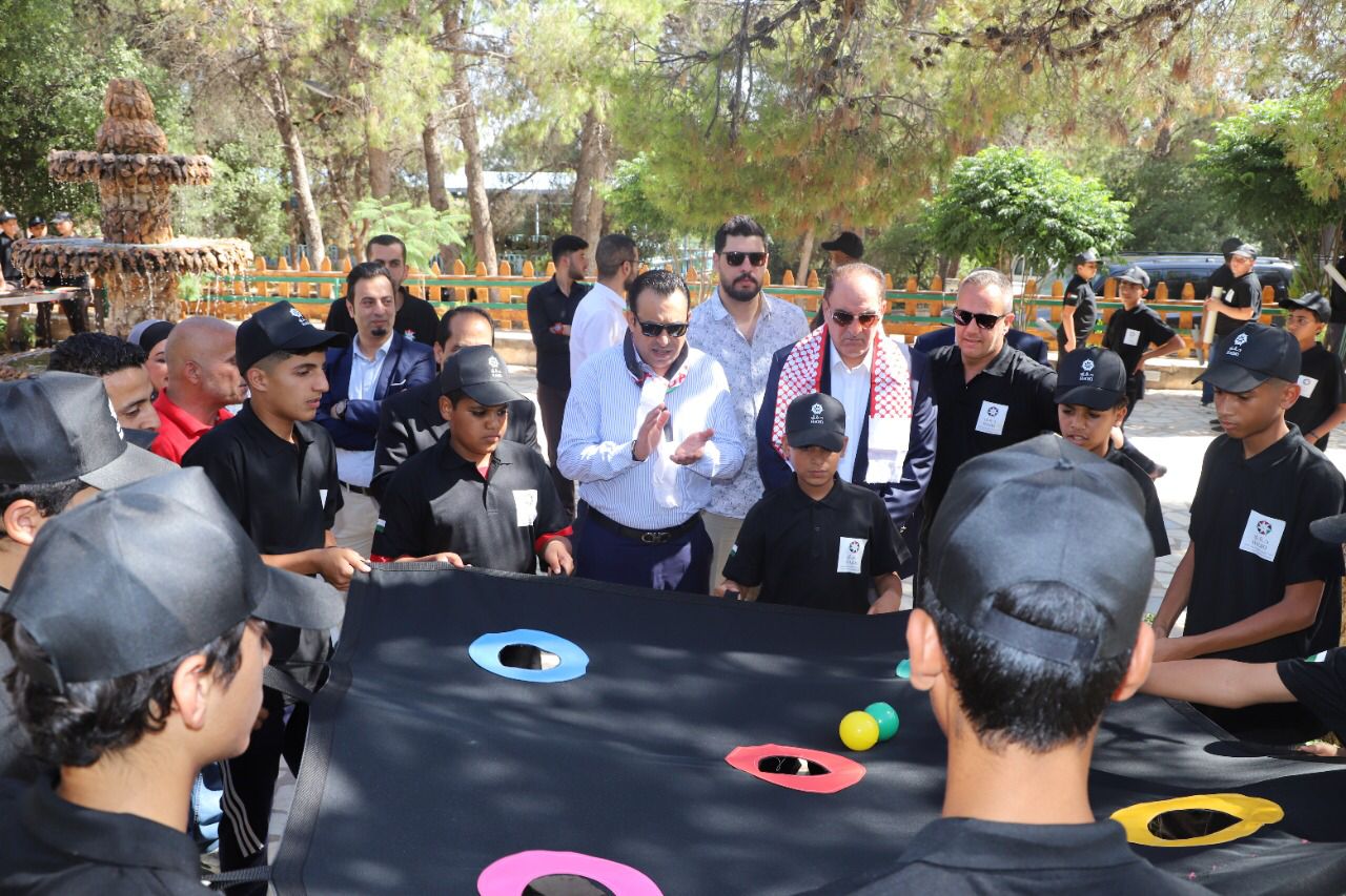 العجارمة يتفقد الطلبة المشاركين في مبادرة