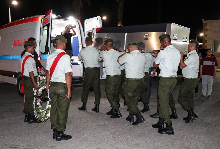 حمل الشهيد السيايدة مكللا بالعلم الأردني..