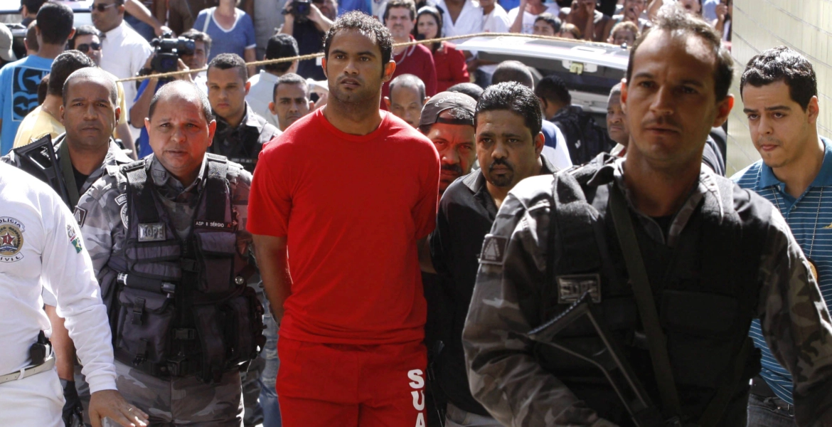 نجوم الكرة .. أحدهم توسّط بين