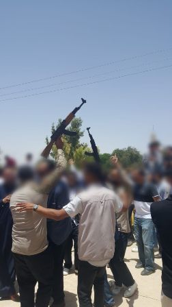 الأمن: بعد ضبطهم تبين أنها بنادق