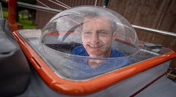 هذا المجنون يخطط للإبحار عبر الأطلسي