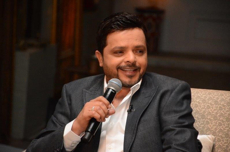 بيتي ولع فجأة.. هنيدي ينجو من