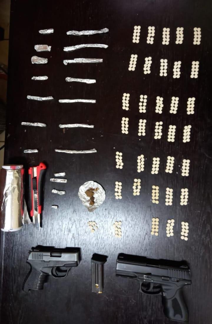 الأمن يحبط محاولات بيع وتهريب مخدرات