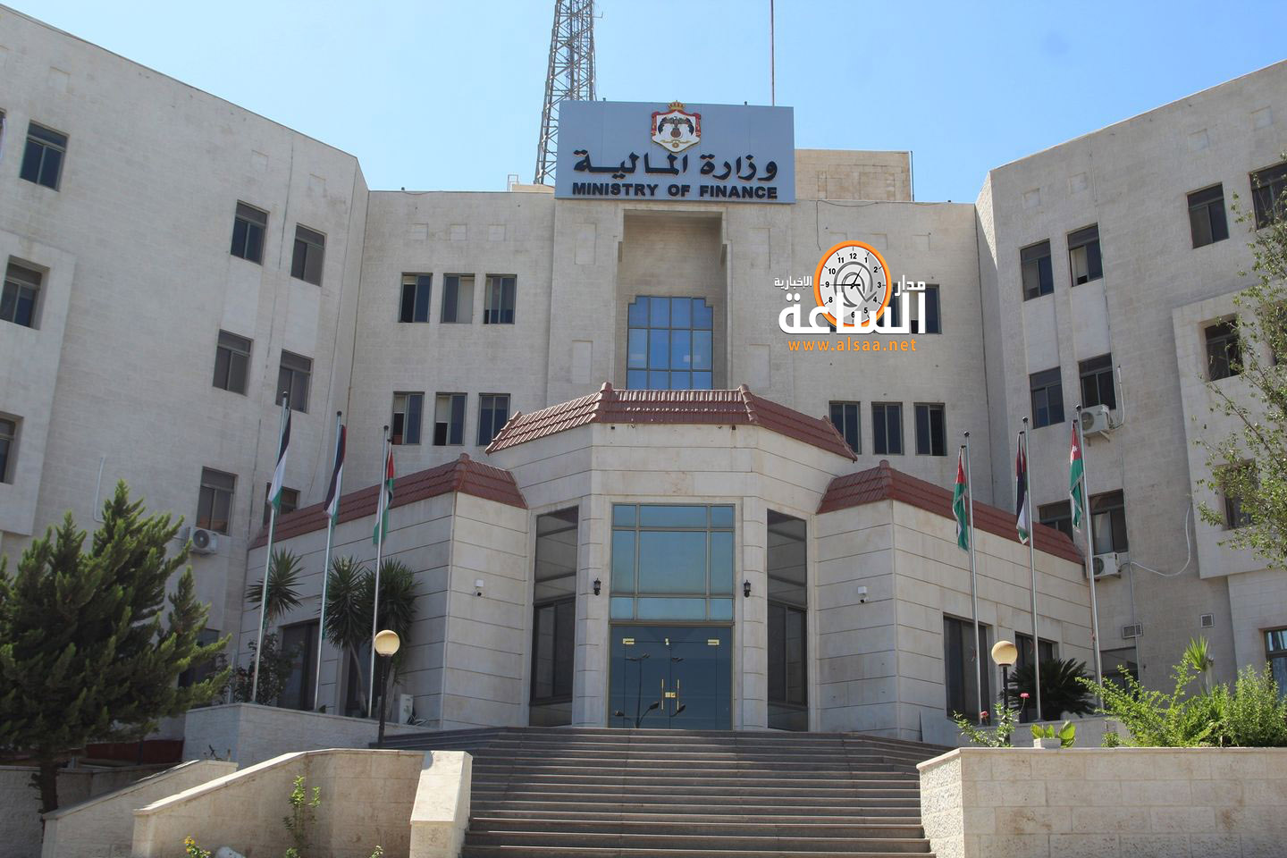 وزارات التربية والتعليم العالي والصحة والصناعة