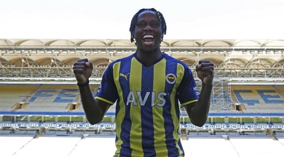 البرتغالي بروما على سبيل الإعارة