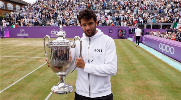 بوريتيني يتوج