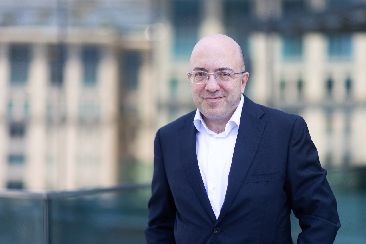 EY تعيّن كريس سيوفي ورودولف بيليرين