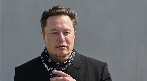 اثرى رجل في العالم سيطرد 10%