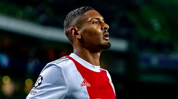 دورتموند يقترب من التعاقد مع سيباستيان