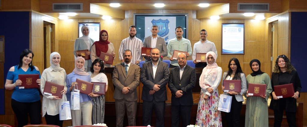 حفل تكريمي للطلبة المتفوقين بكلية العلوم