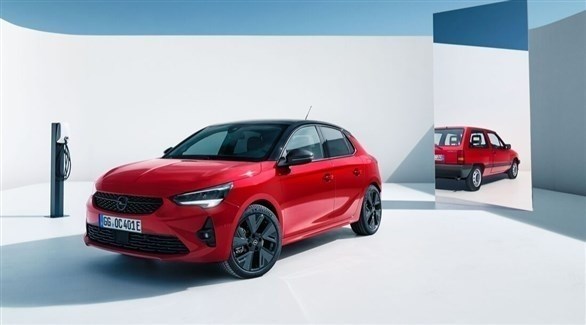 أوبل تحتفل بعيد ميلاد Corsa الأربعين