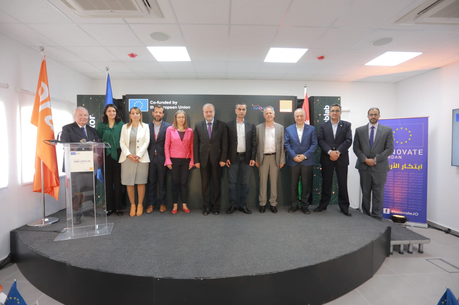 الاتحاد الأوروبي وأورنج الأردن يفتتحان قرية