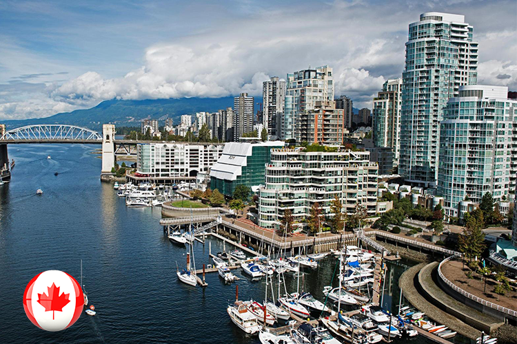 كندا تتموضع دبلوماسيا في أوروبا الشرقية