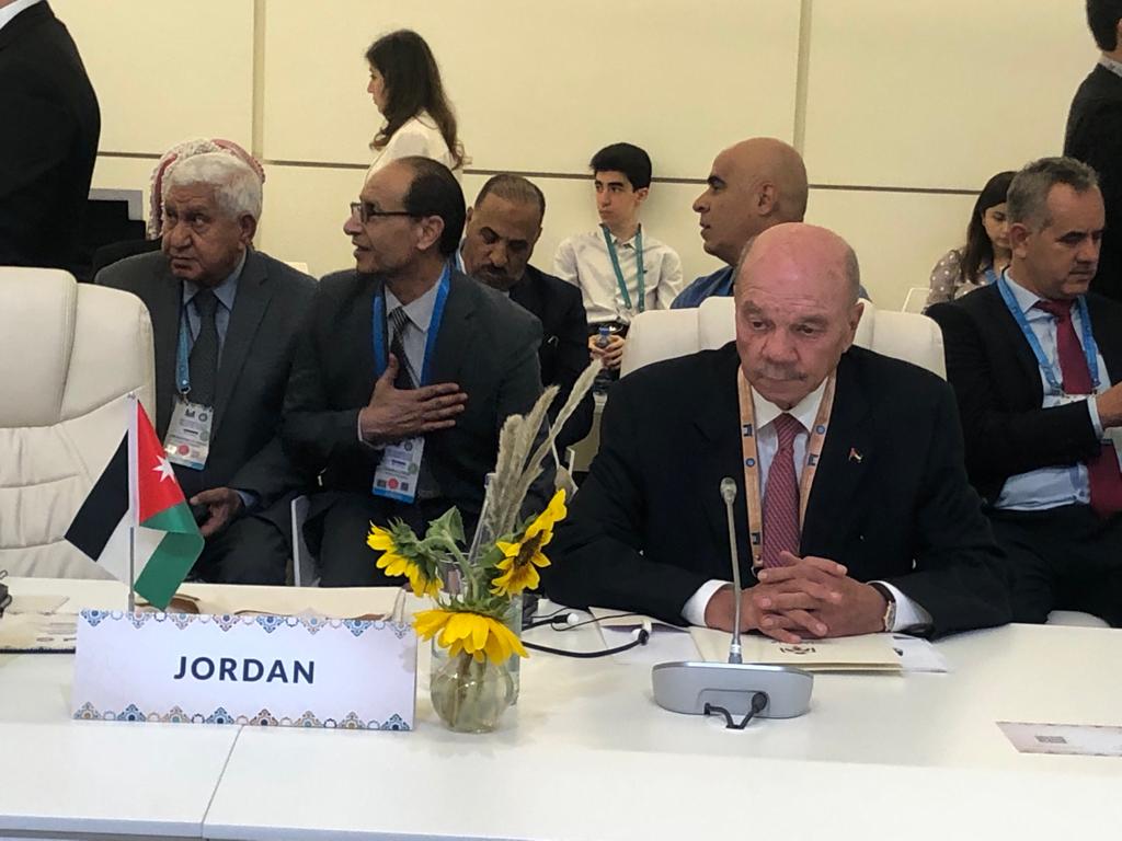 الفايز يطالب باعادة الزخم والقوة للعمل