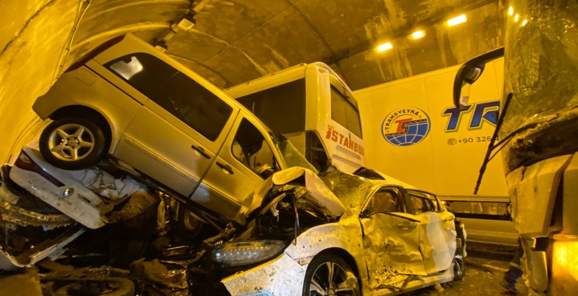 حوادث الطرق السبب الأول للوفيات بين