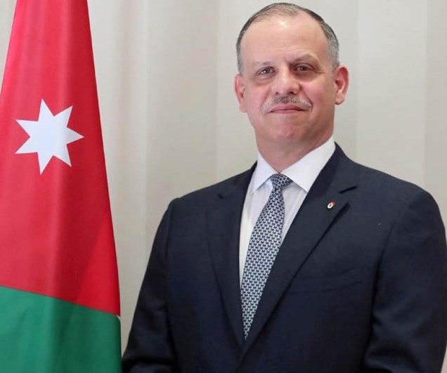 الأمير فيصل يؤدي اليمين الدستورية نائبا