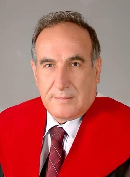 وفاة العلّامة الاردني نهاد الموسى