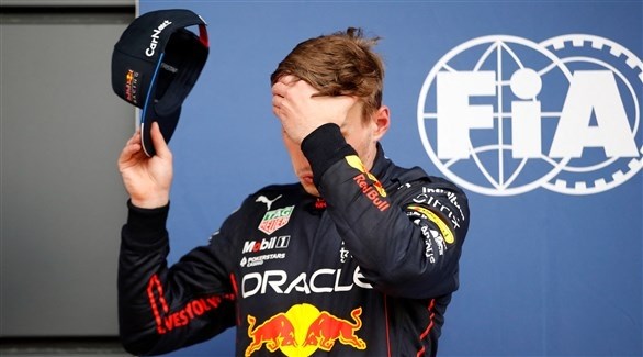 فرستابن يتجاهل صيحات استهجان الجماهير في