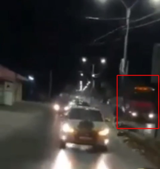 هل يعقل.. سائق يرتكب مخالفة خطيرة