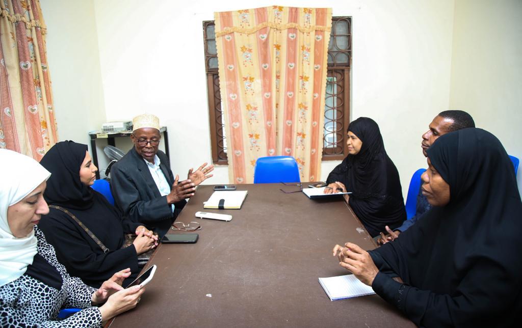 جولة للفريق الإعلامي لجائزة حمد للترجمة