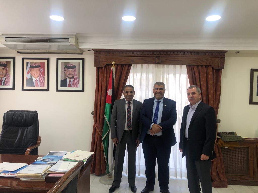 الخشاشنة يستقبل نقيب الجيولوجيين.. تفاصيل