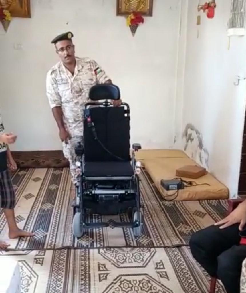 متقاعد عسكري.. وقصة هذا الكرسي