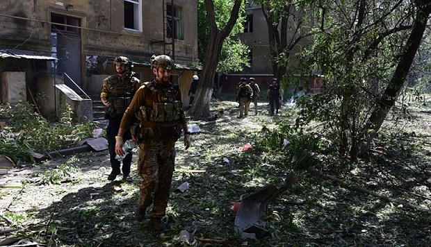 المخابرات البريطانية: روسيا تحشد قوات الاحتياط