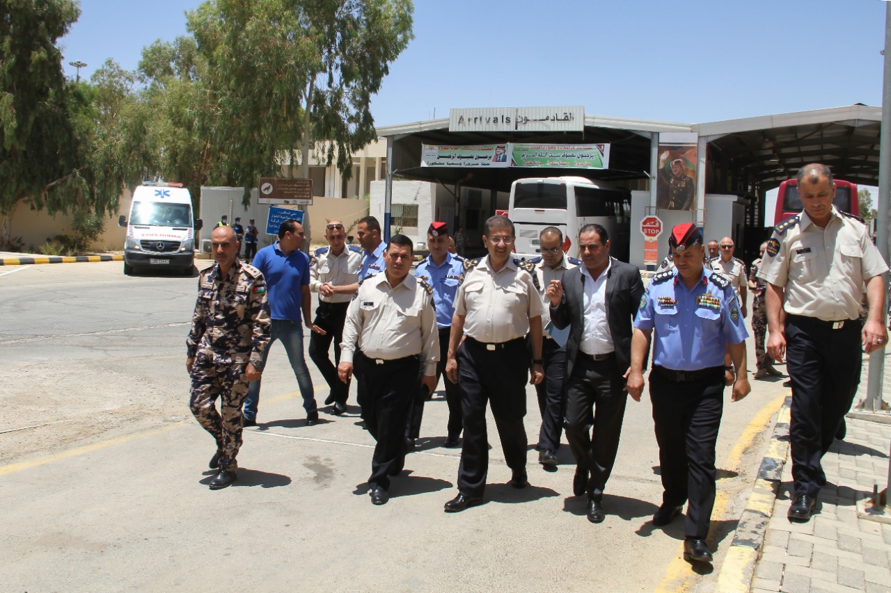 مدير عام الجمارك يستقبل أولى قوافل